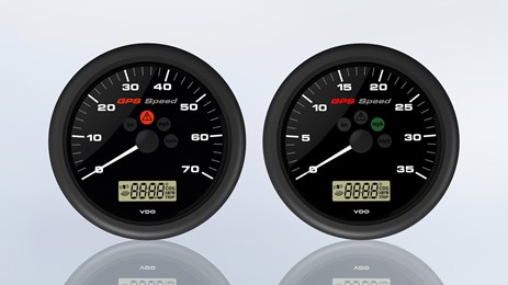 The multifunctional gauge with segment display indicates the Speed over Ground and includes a programmable speed alarm.